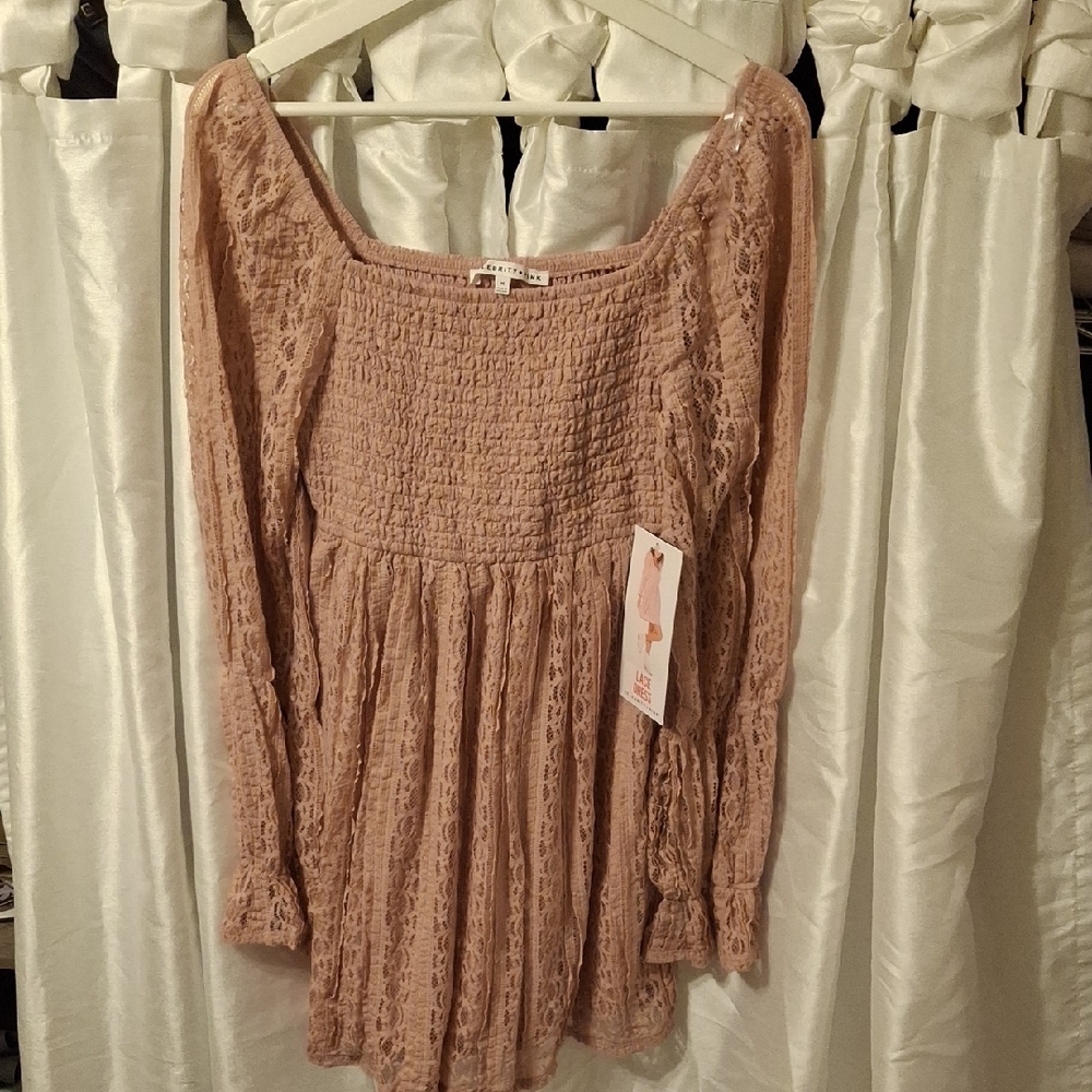 Celebrity Pink Lace Smocked Dress in Blush Med